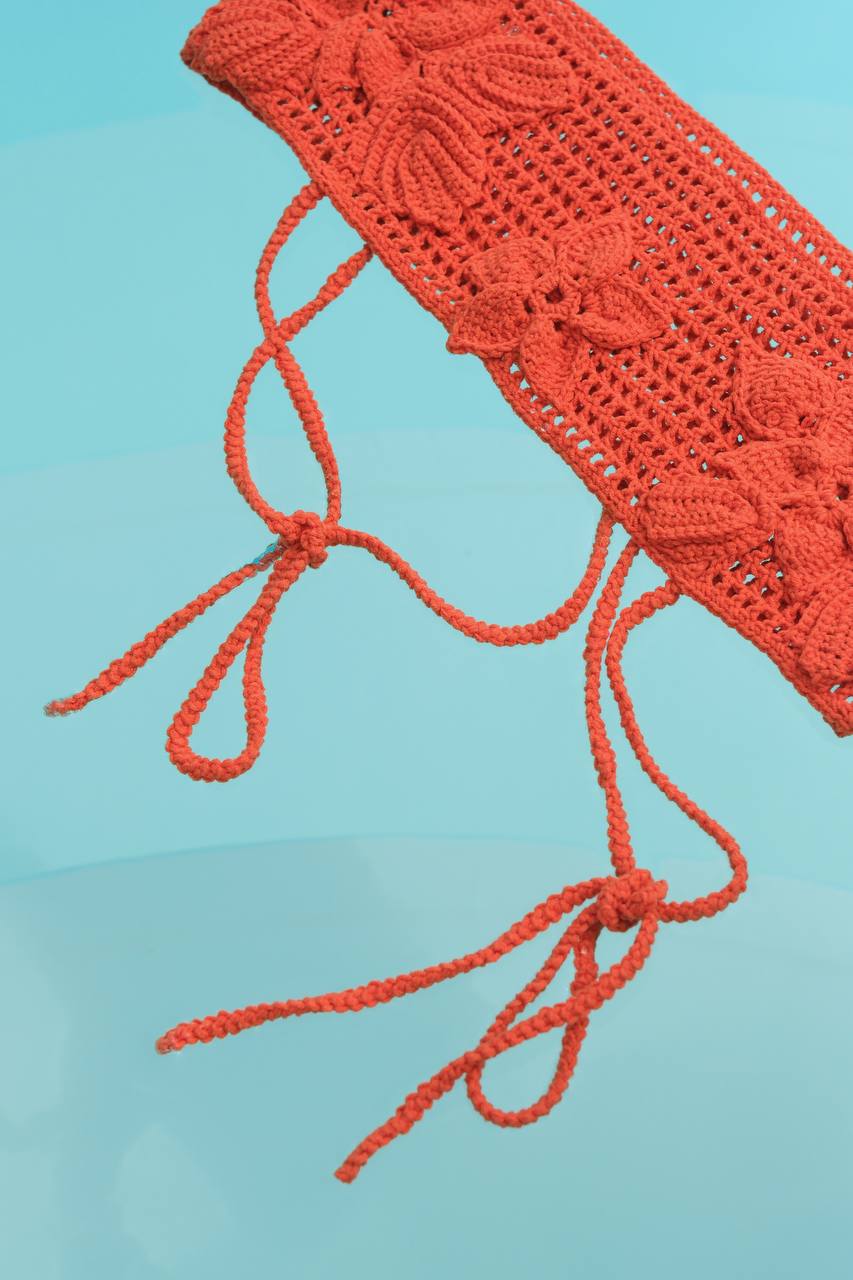 TOP with FLOWERS KNOTKNOT